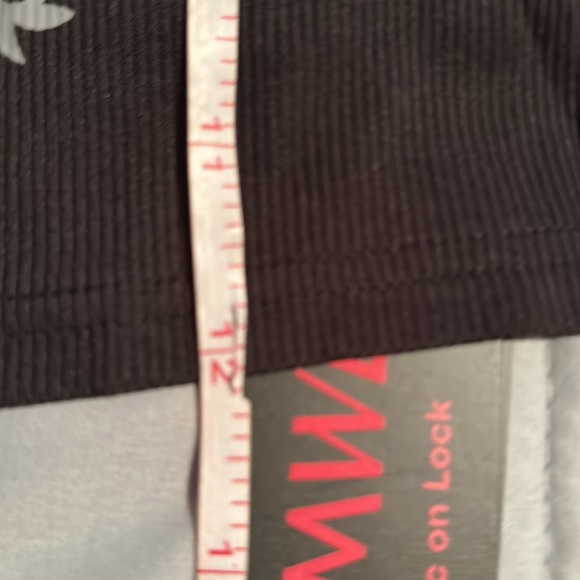 BOGO FREE ROMWE CROPPED ANGEL SLEEVED TOP - Picture 6 of 8